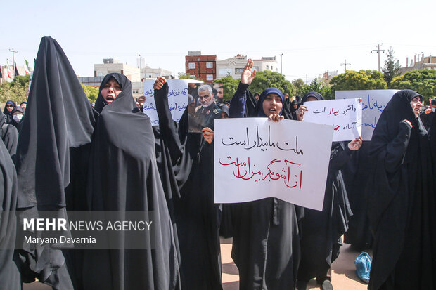 تجمع جامعه دانشگاهی بجنورد در محکومیت اغتشاشات اخیر