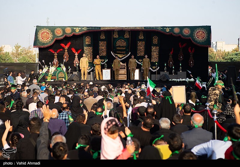 عکس/ اجتماع امام حسنی ها در میدان آزادی
