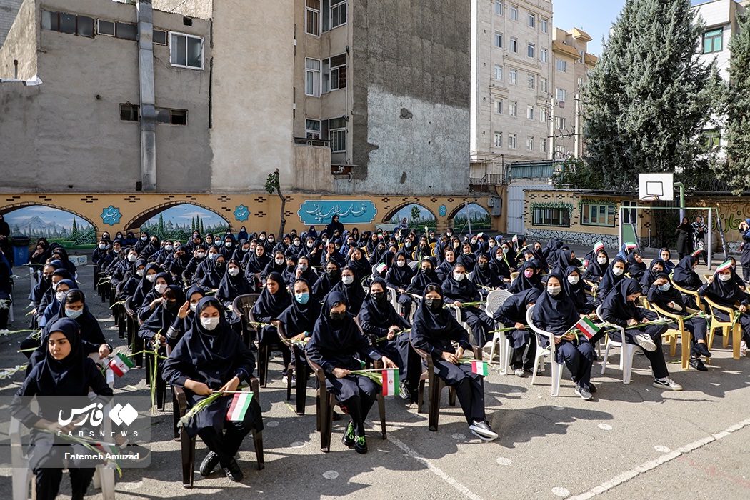 آیین بازگشایی دبیرستان دخترانه متانت