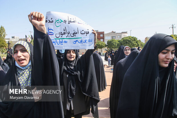 تجمع جامعه دانشگاهی بجنورد در محکومیت اغتشاشات اخیر