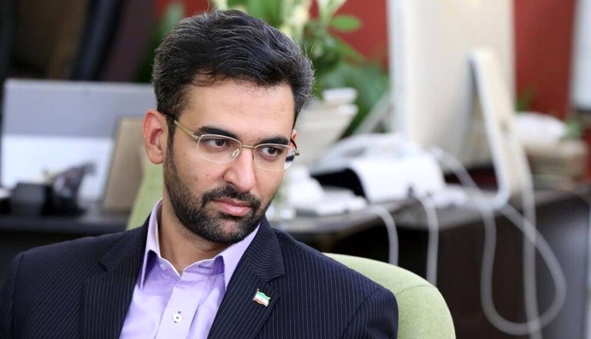 آذری جهرمی: آمریکا اگر به مردم ایران علاقهمند است، «فناتحریم» را متوقف کند