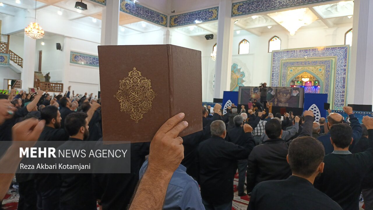 تجمع امت رسول الله (ص) در رشت زیر باران 