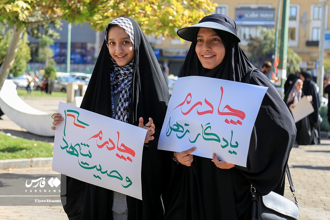 عکس/ نسل دهه هشتاد و نود پای کار انقلاب