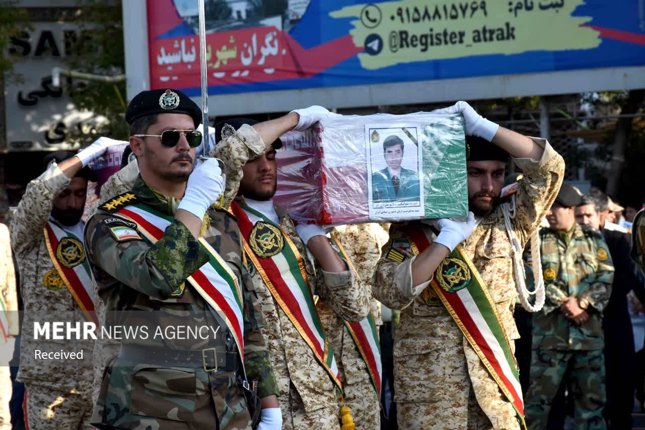 عکس/ تشییع پیکر شهید «مسلم جاویدی‌مهر» شهید مدافع امنیت در قوچان
