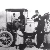 اولین اتومبیل را چه کسی و چه سالی وارد ایران کرد؟