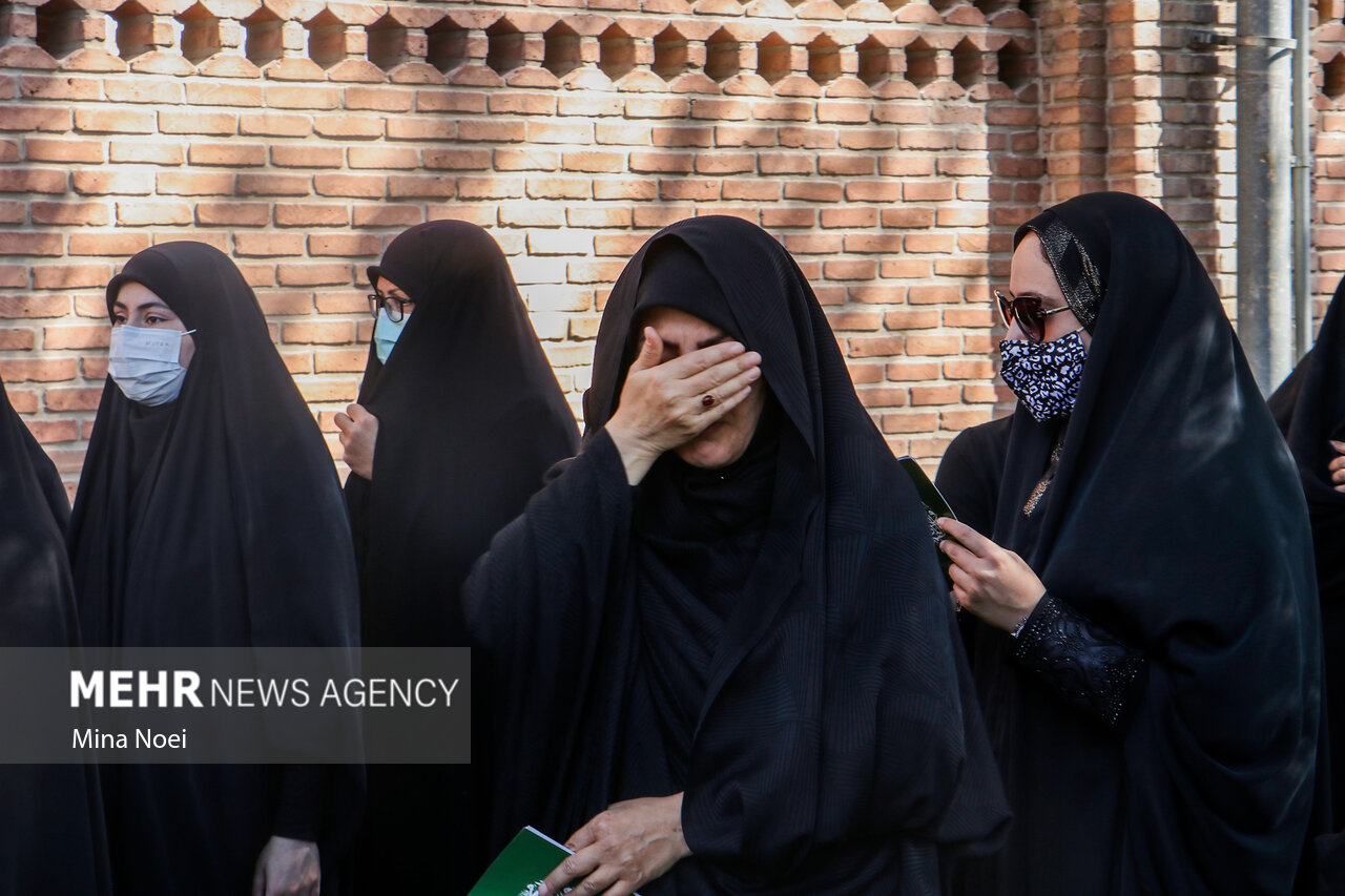عکس/ عزاداری خیابانی سالروز رحلت پیامبر اکرم (ص) در تبریز