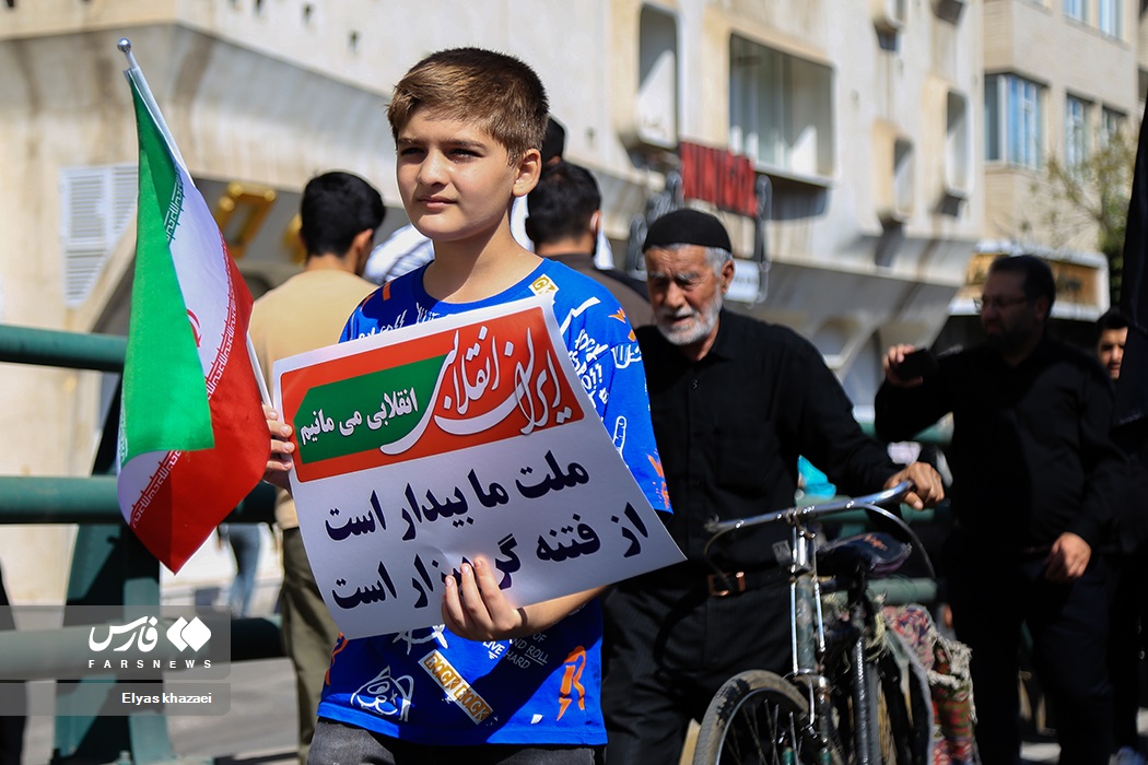 عکس/ نسل دهه هشتاد و نود پای کار انقلاب