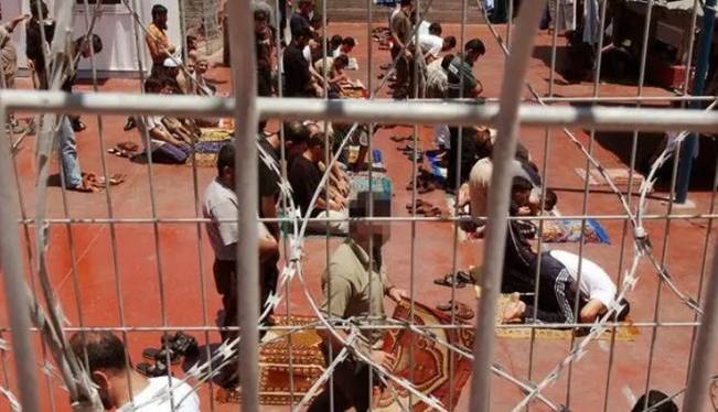 اعتصاب غذای ۳۰ اسیر فلسطینی در زندان‌های رژیم صهیونیستی