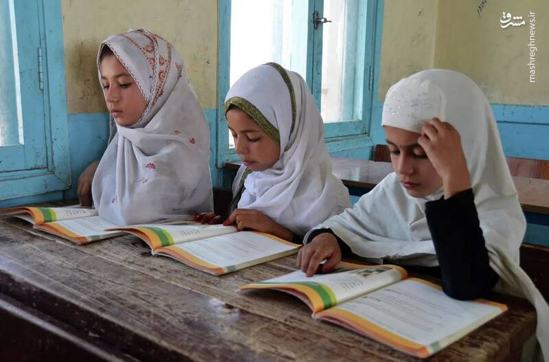 دختران افغان در آغاز سال تحصیلی