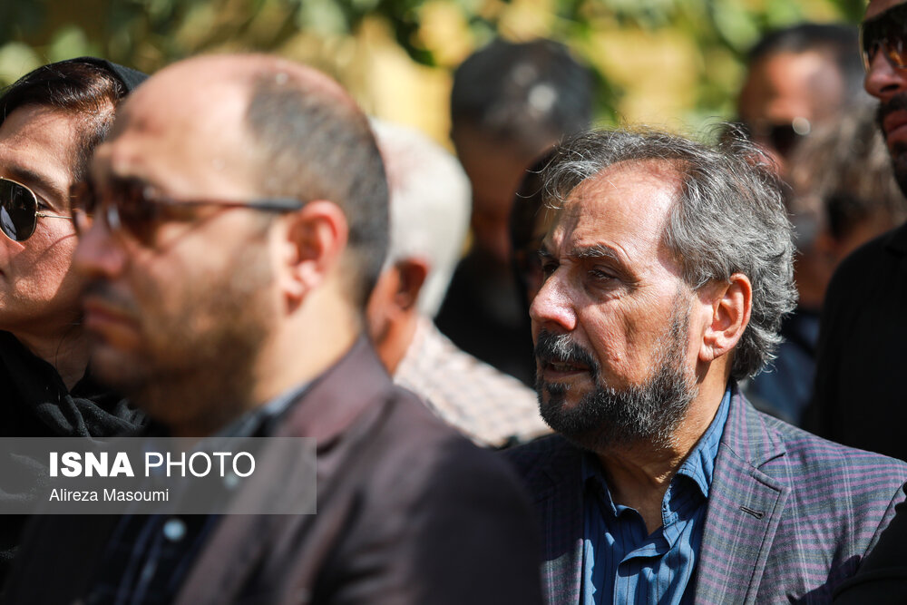 عکس/ چهره ها در مراسم خاکسپاری امین تارخ