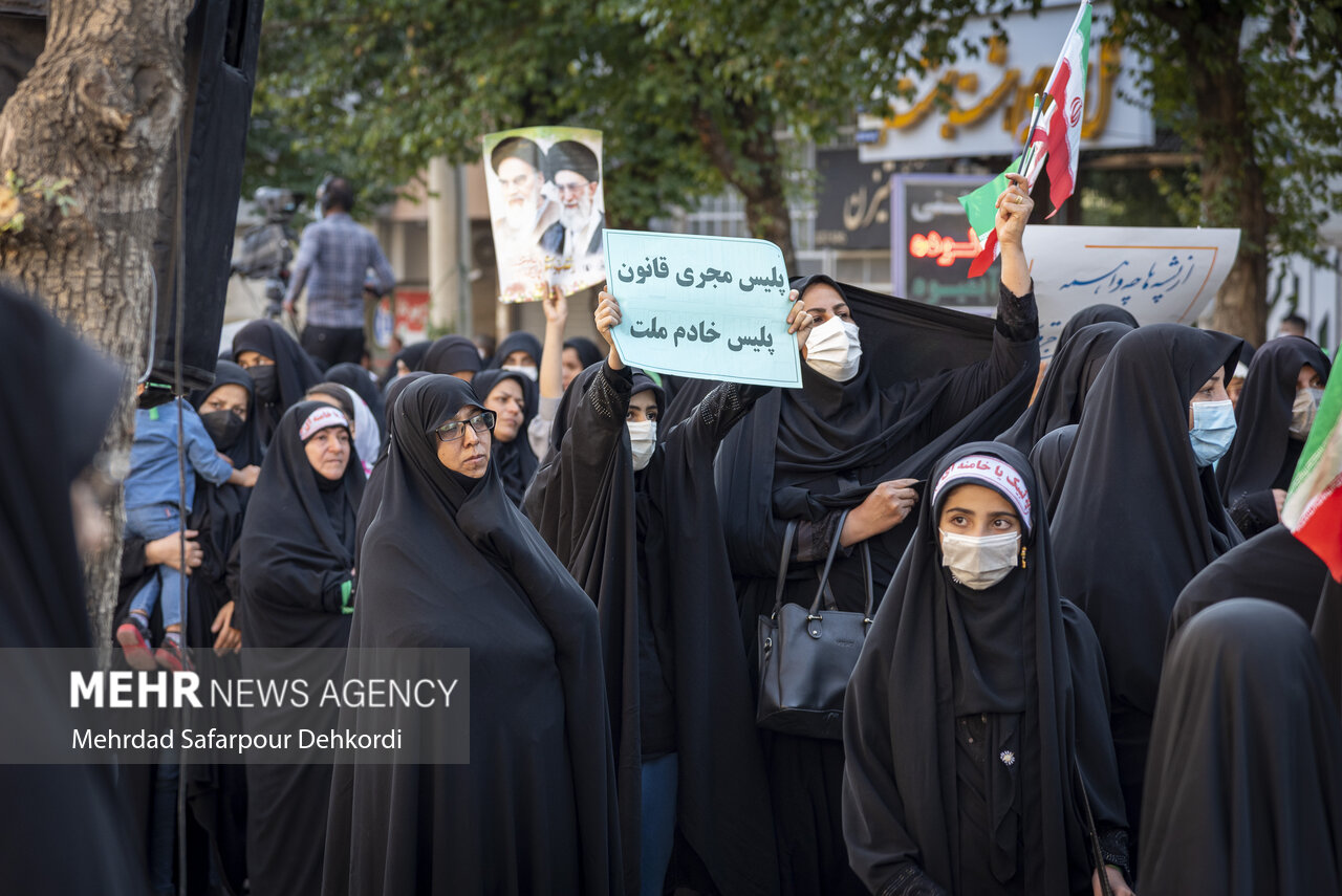 عکس/ اجتماع بزرگ بانوان استان چهارمحال و بختیاری