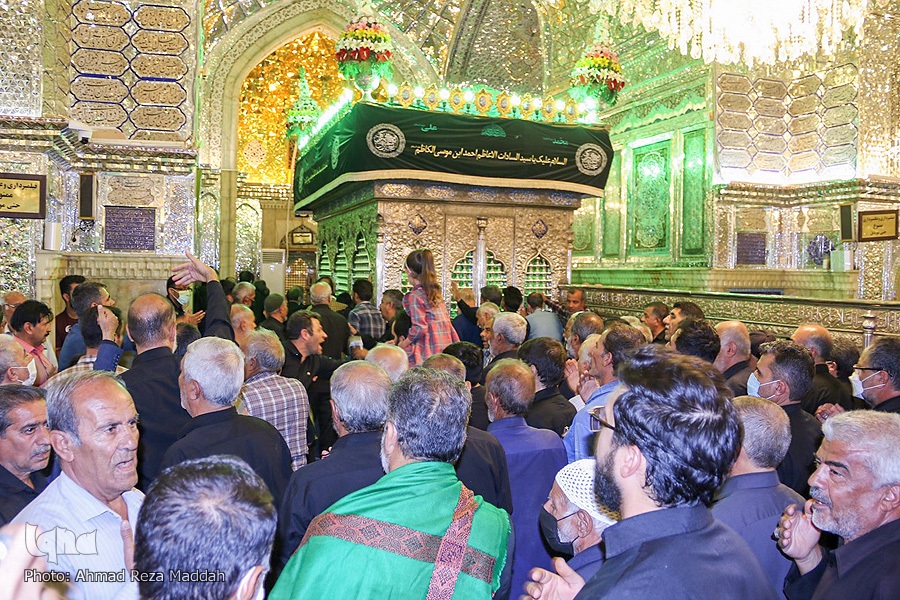عزاداری روز شهادت حضرت امام رضا(ع) در حرم شاهچراغ(ع)
