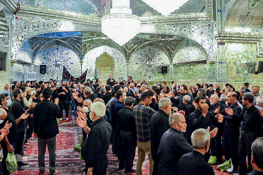 عزاداری روز شهادت حضرت امام رضا(ع) در حرم شاهچراغ(ع)