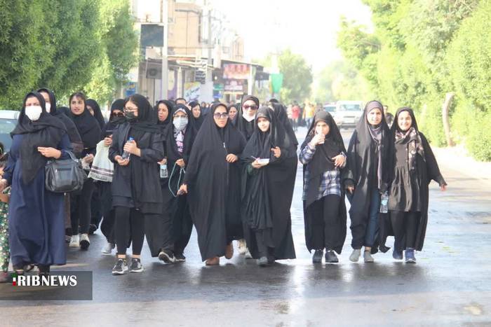 حضور هزاران نفر در آیین پیاده‌روی رضوی در بهبهان