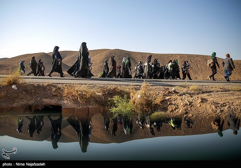 پیاده روی زائران امام رضا (ع)  