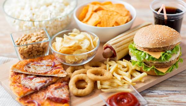 مصرف غذاهای چرب ضریب هوشتان را در ۹ روز کاهش می دهد