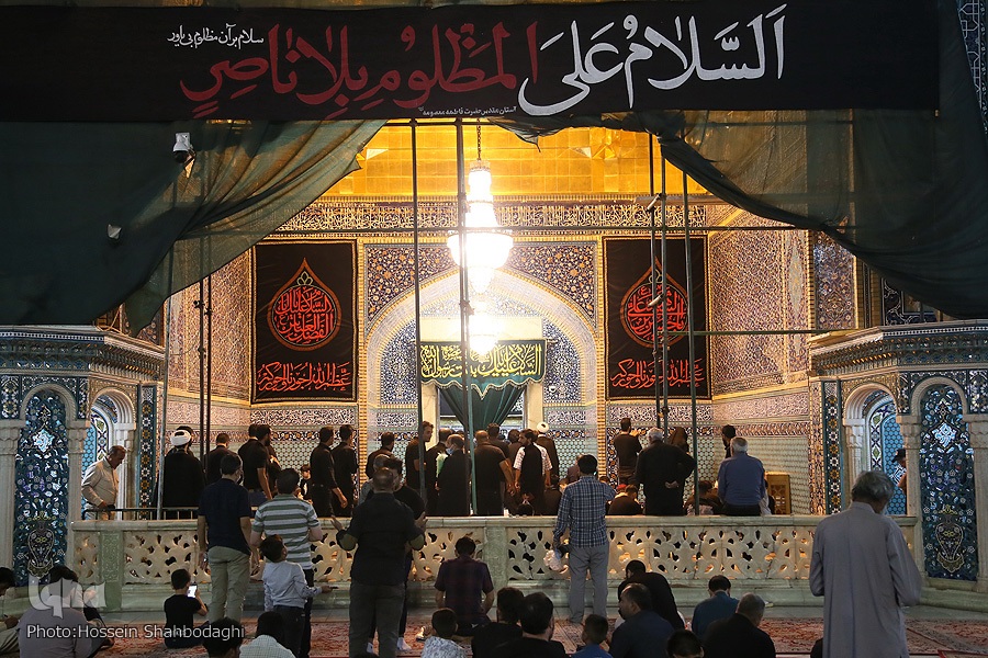 عکس/ شام شهادت امام رضا(ع) در آستان بانوی کرامت