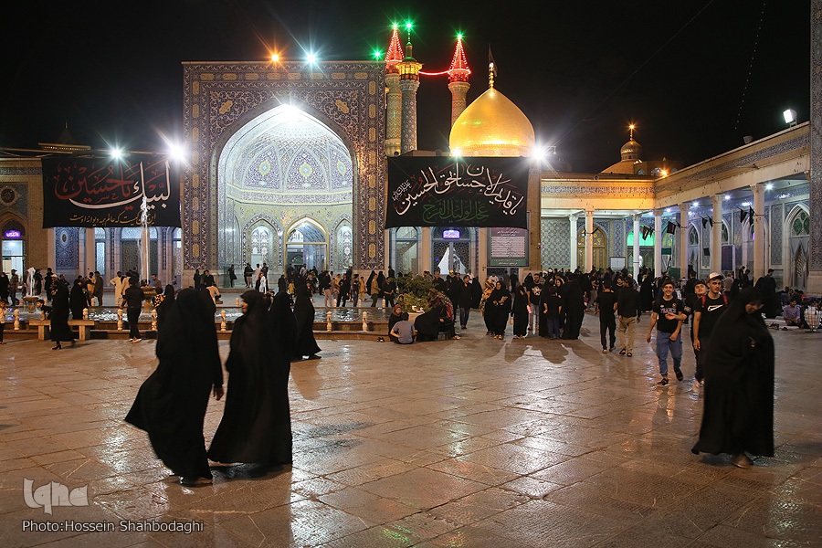 عکس/ شام شهادت امام رضا(ع) در آستان بانوی کرامت
