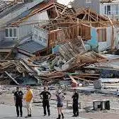 جمع‌آوری آذوقه برای مقابله با طوفان در کالیفرنیا