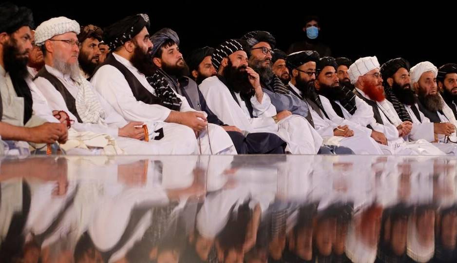 طالبان: از روسیه سوخت و غلات با تخفیف می‌خریم