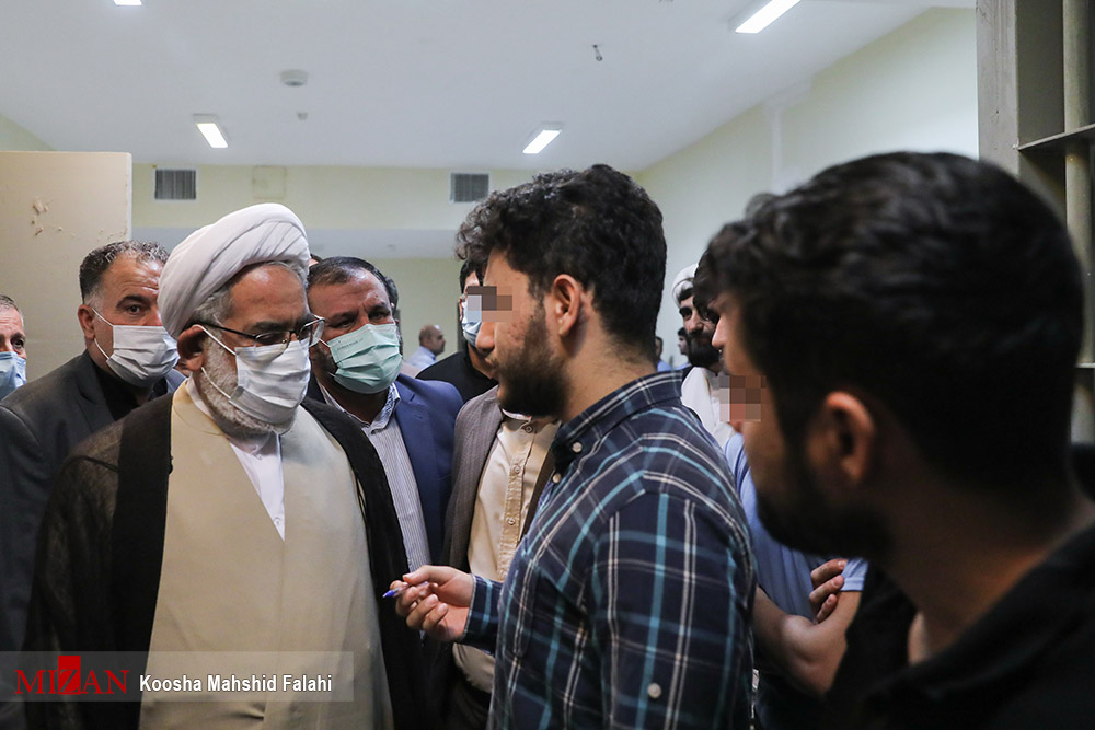 عکس/ بازدید دادستان کل کشور از بازداشتگاه اغتشاشگران اخیر