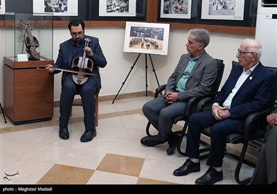 نمایشگاه سفرنامه موسیقیایی برادران امیدوار