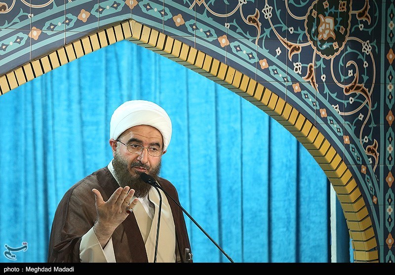 عکس/ حاشیه های نماز جمعه تهران