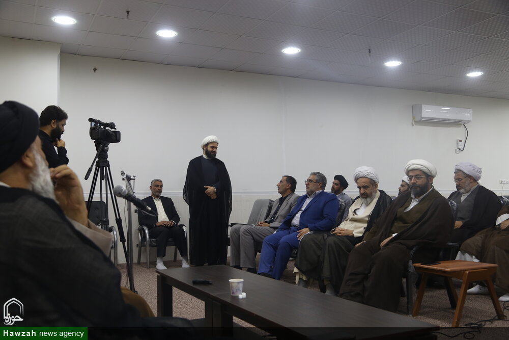 دیدار مسئولان استان خوزستان با آیت‌الله اعرافی