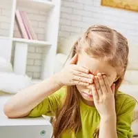 چرا کودکان در حضور مادرشان بدترین رفتار را نشان می‌دهند؟