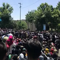 تجمع دانشجویان در دانشگاه تهران