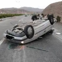 حریق یک دستگاه پژو ۴۰۵ در جاده قدیم مشهد-نیشابور