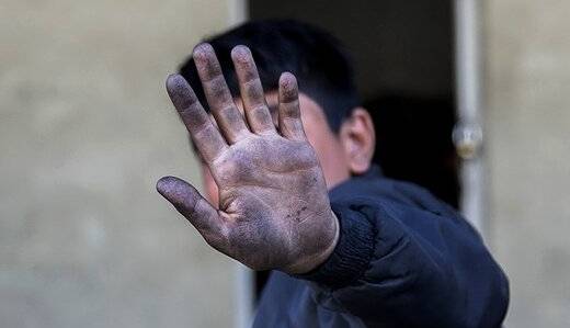 شناسایی کودکان کار از طریق اسکن عنبیه چشم