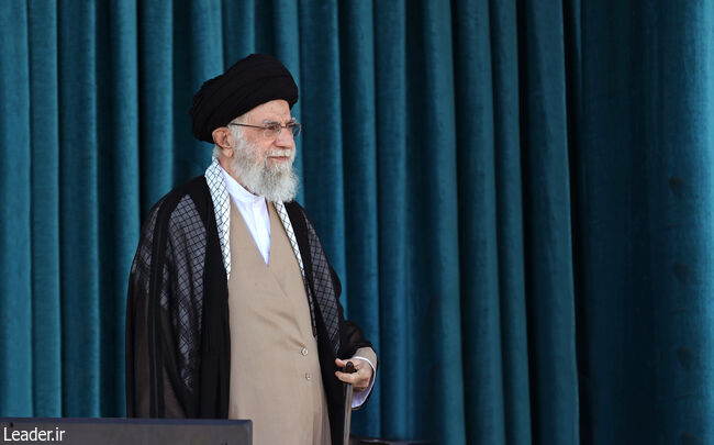 رهبر انقلاب: خیلی از کسانی که حجاب کامل ندارند، جزو هواداران جدی جمهوری اسلامی هستند