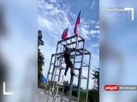 پایین کشیدن پرچم روسیه در شهر راهبردی لیمان 