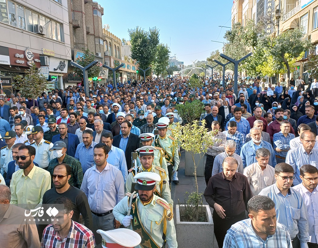 تشییع پیکر مطهر شهیدعبداللهی در سنندج