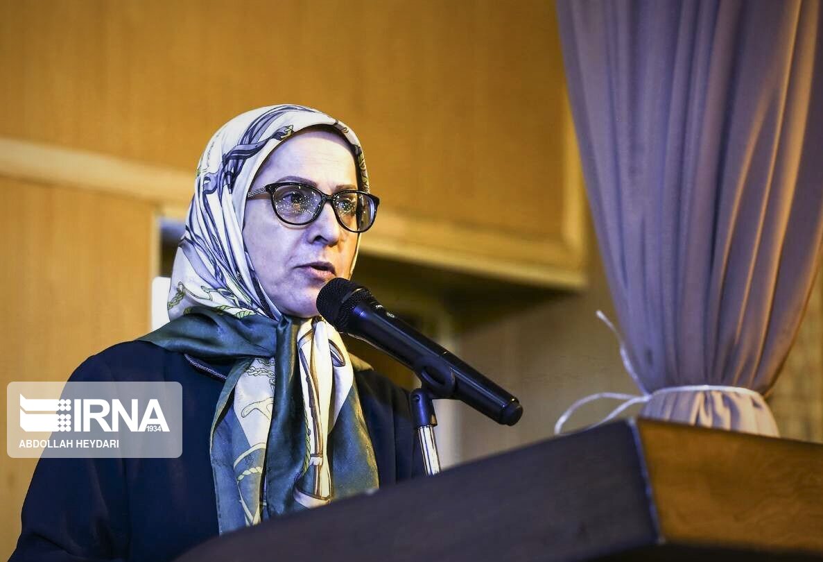 الهه کولایی:‌ ضعف الگوسازی برای زنان ایرانی، نفوذ بیرونی را شدت بخشیده است
