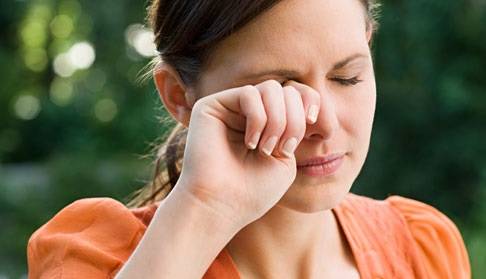  اینفوگرافی؛ این عادات برای سلامتی چشم مضرند