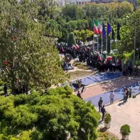 تجمع گروهی از دانشجویان در دانشگاه فردوسی مشهد