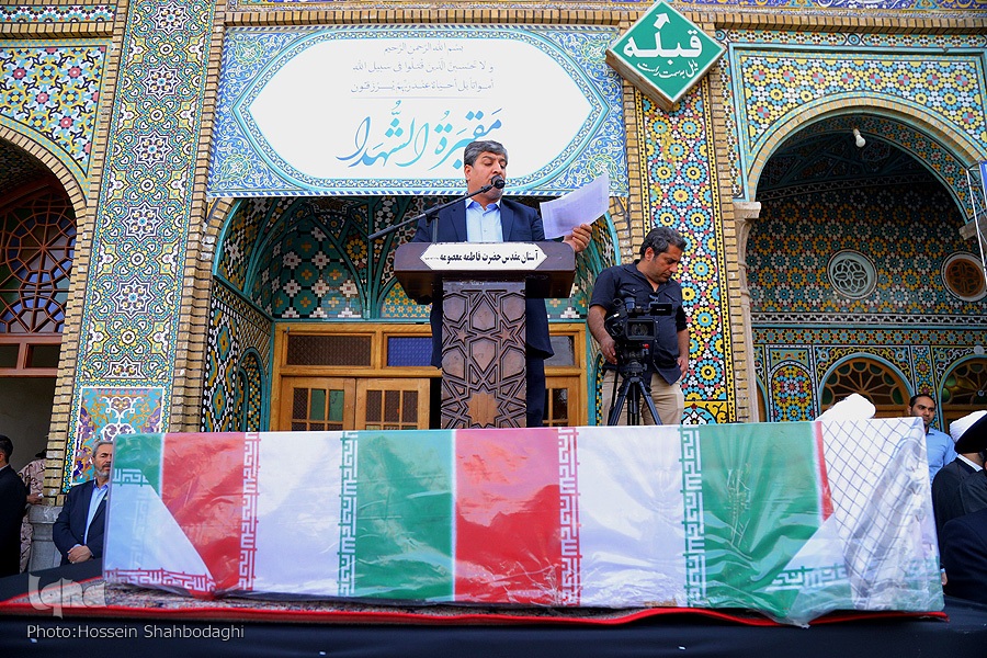 عکس/ تشییع باشکوه پیکر "شهید زاهدلویی" مدافع امنیت در قم