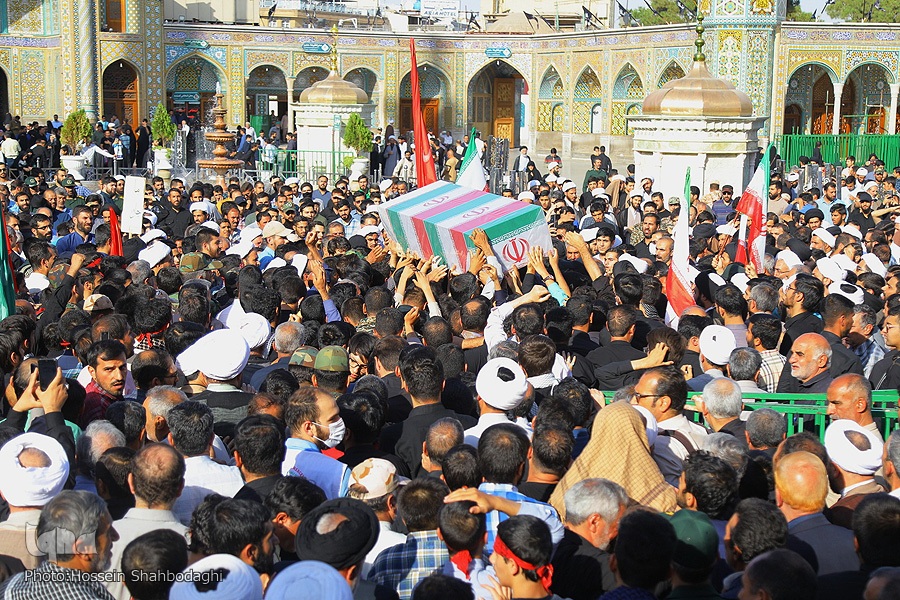 عکس/ تشییع باشکوه پیکر "شهید زاهدلویی" مدافع امنیت در قم