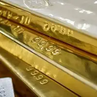 طلا یا دلار؛ کدامیک برنده خواهد شد؟