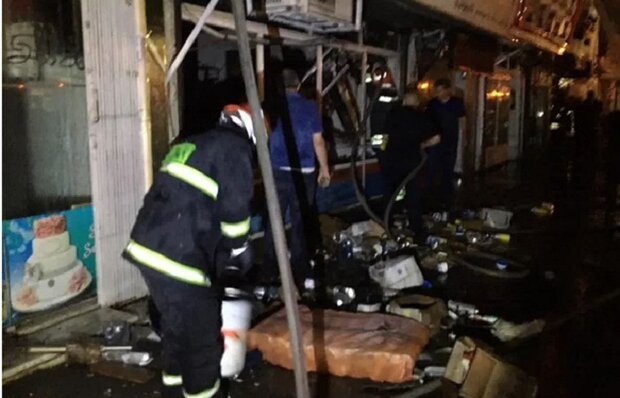 آتش‌سوزی در پنج باب مغازه و یک مرکز آموزشی در رشت