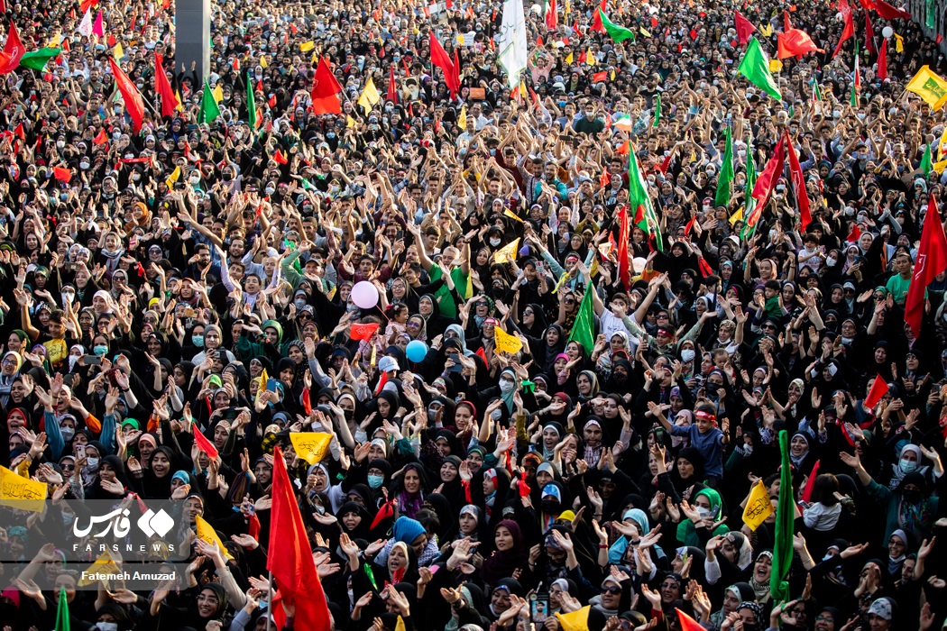 عکس/ جشن عید بیعت در میدان امام حسین(ع)