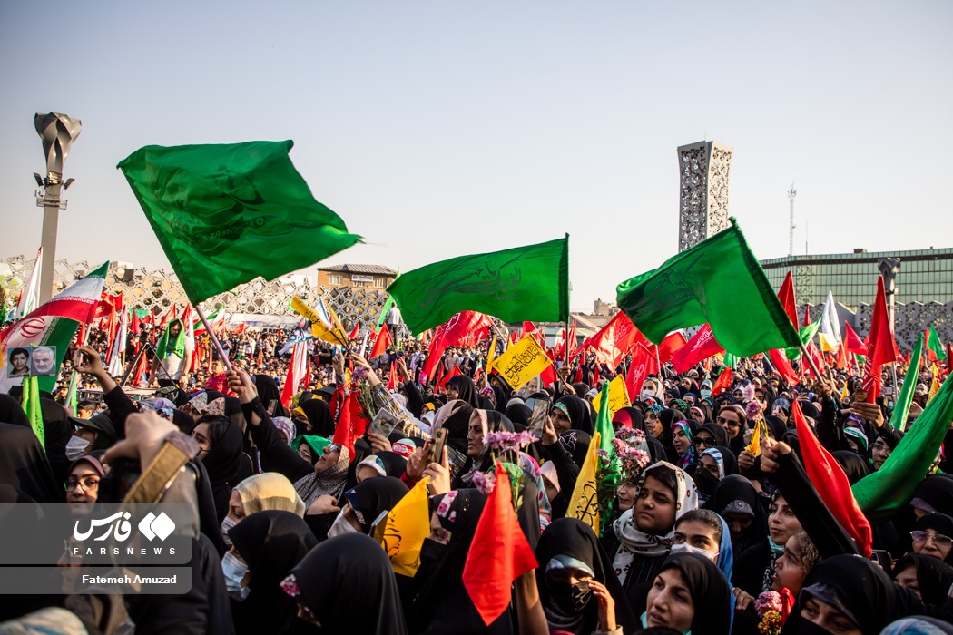 عکس/ جشن عید بیعت در میدان امام حسین(ع)