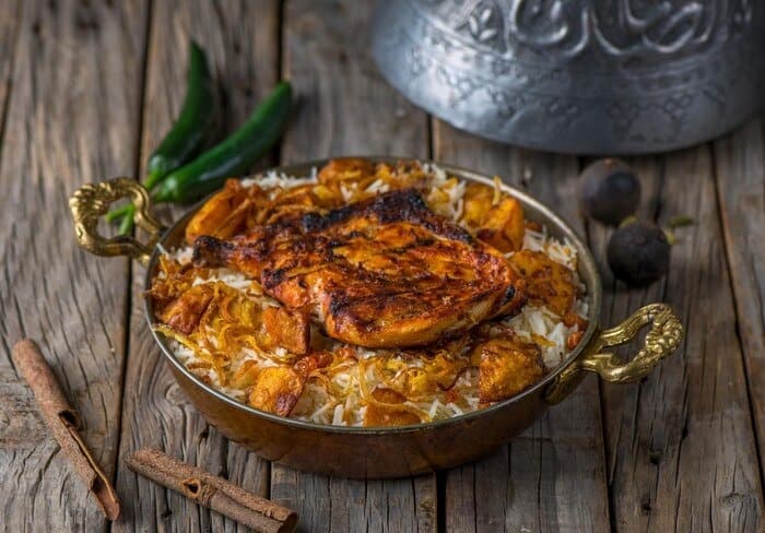 طرز تهیه بریانی مرغ عربی