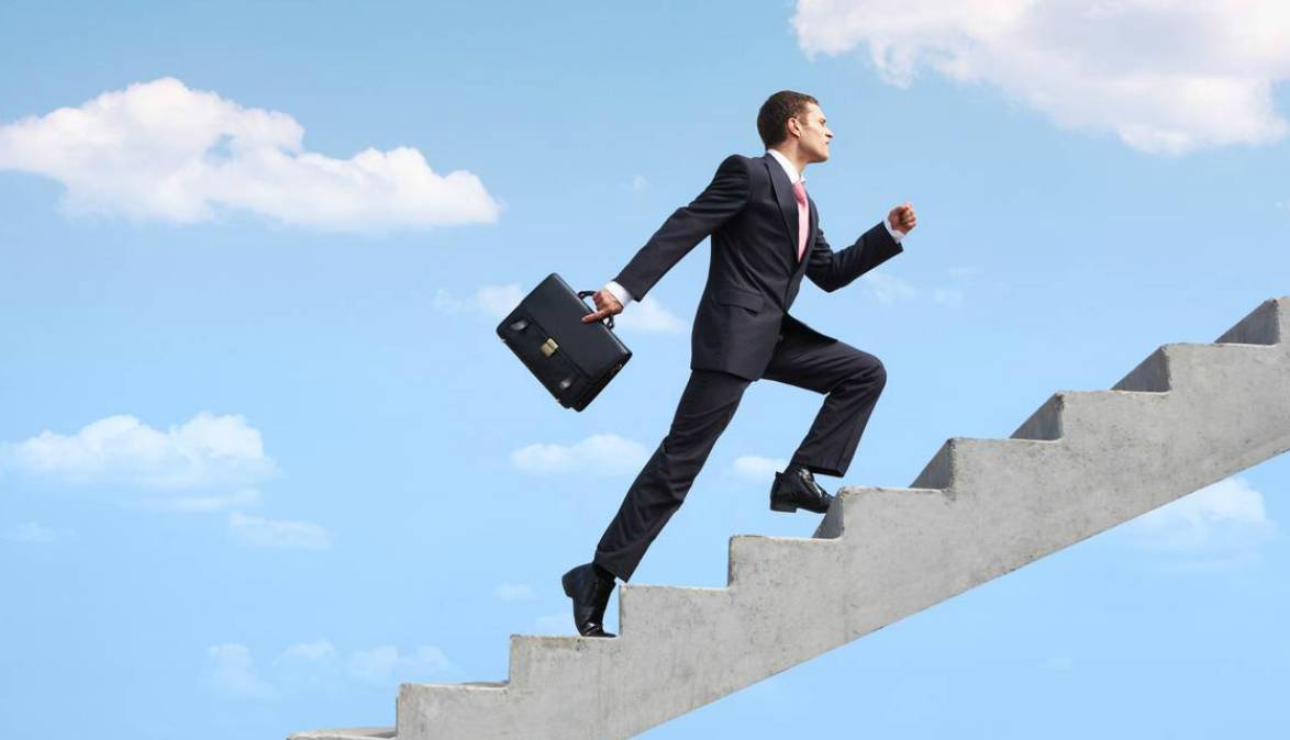 مهارت زندگی/ پنج مهارت افراد موفق که در مدرسه یاد نمی‌گیریم