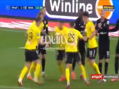 چرخ‌و‌فلک بازی بازیکنان یک تیم فوتبال هنگام ضربه کرنر