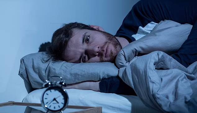 عقب کشیدن ساعت ها چه اثری بر سلامتتان می‌گذارد؟