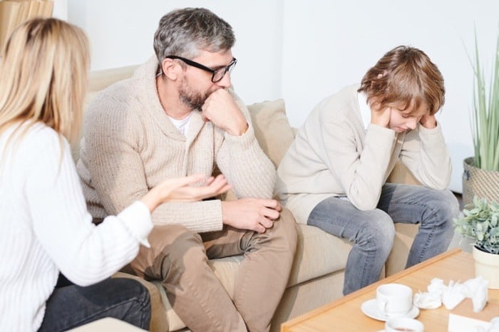 چگونه حسادت بین فرزندان را کاهش دهیم؟