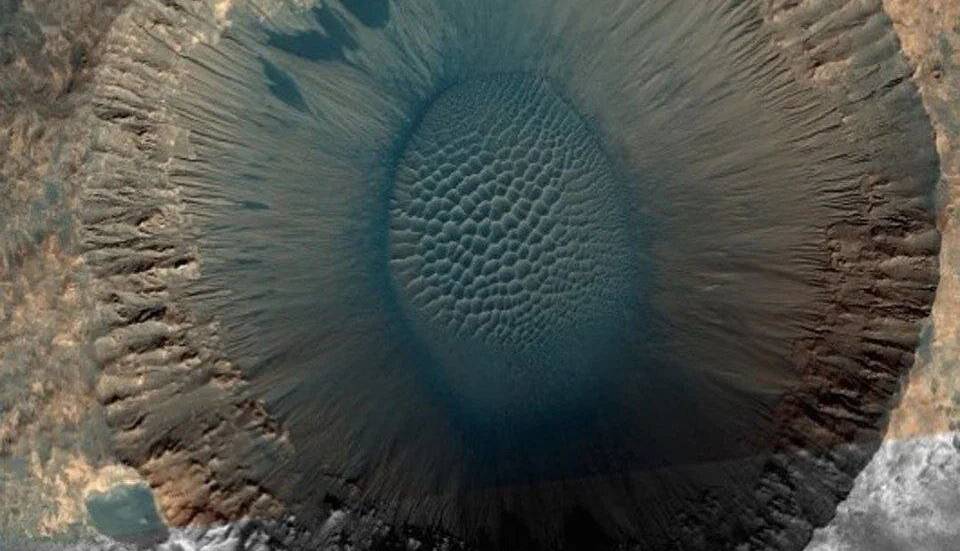 ‏بلایی که یک شهاب سنگ بر سر مریخ آورد